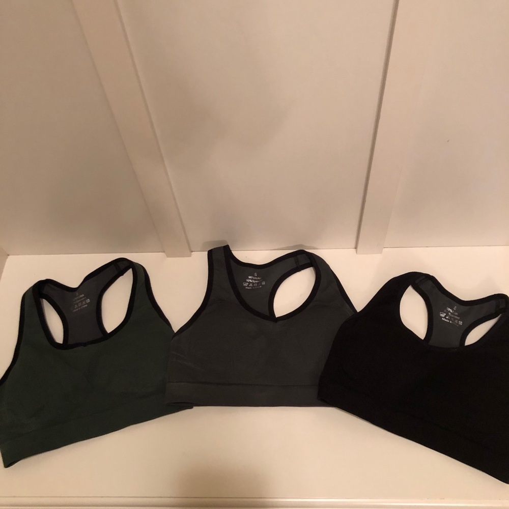 NWT SPORTS BRA 3 Pack